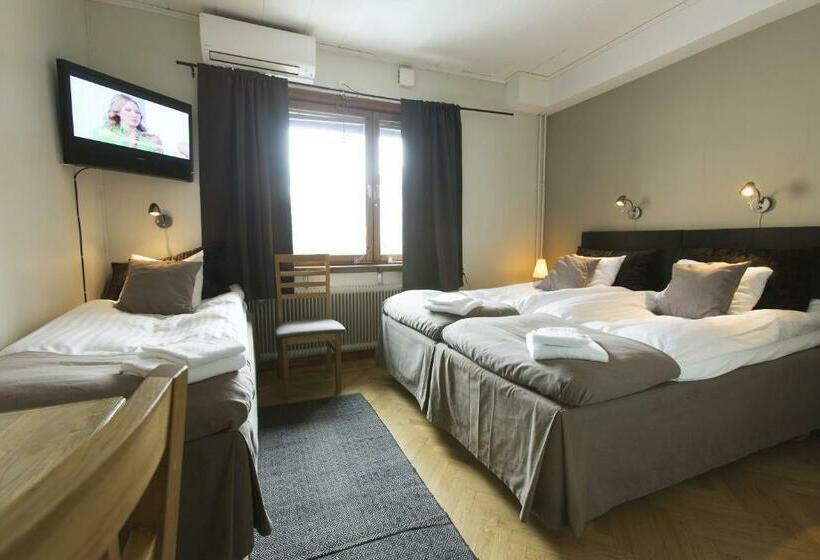 اتاق استاندارد سه نفره, Park Hotell
