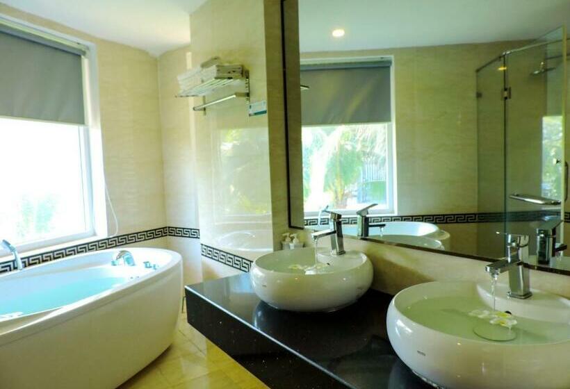 بانگلوی استاندارد با چشم‌انداز دریا, Sandunes Beach Resort & Spa