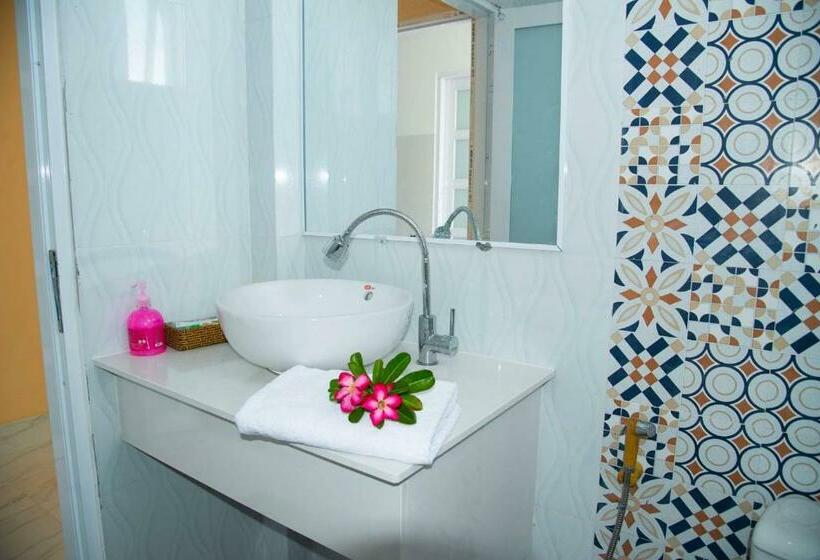 اتاق استاندارد یک نفره, Song Huong Hotel Mui Ne