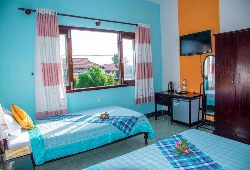 اتاق لوکس سه تخته, Song Huong Hotel Mui Ne