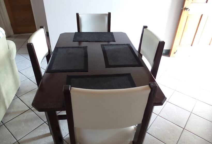آپارتمان 2 خوابه, Caribbean Inn And Suites