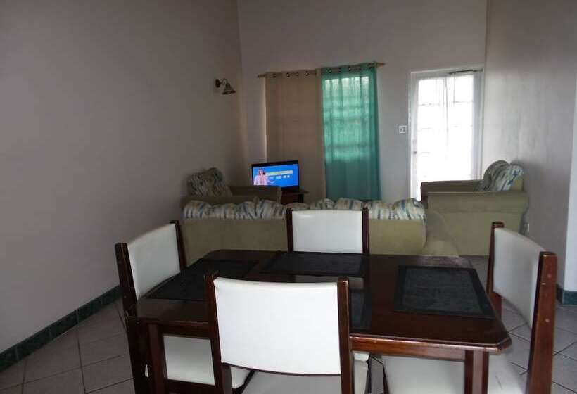 آپارتمان 2 خوابه, Caribbean Inn And Suites