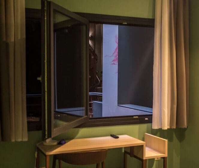 اتاق استاندارد اینتریور, Colors Urban Hotel Thessaloniki