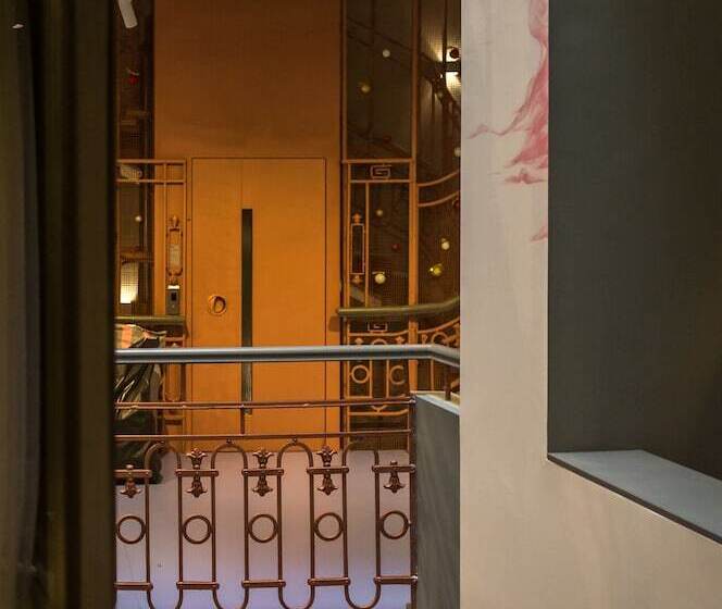 اتاق استاندارد اینتریور, Colors Urban Hotel Thessaloniki
