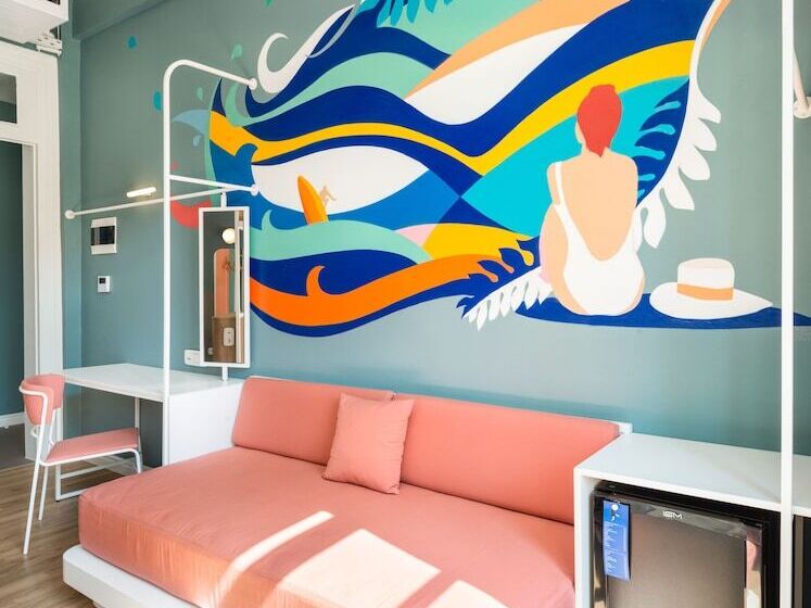 اتاق استاندارد, Colors Urban Hotel Thessaloniki