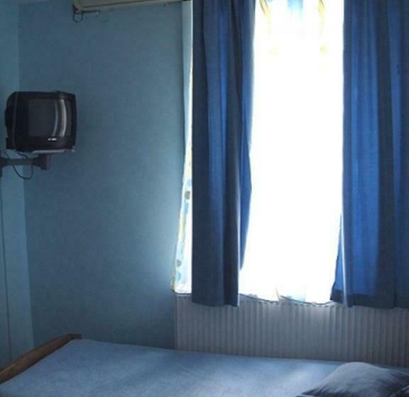 اتاق استاندارد یک نفره, Hostel Sport