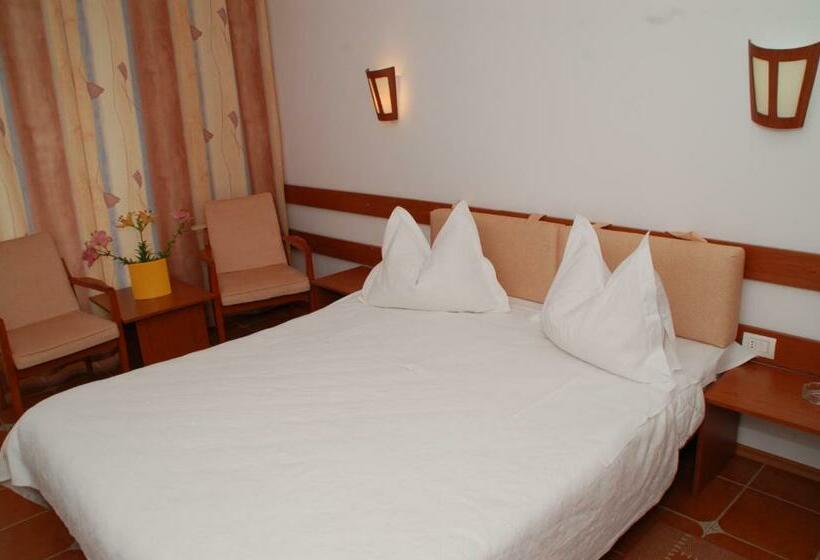 اتاق استاندارد با بالکن, 2d Resort And Spa