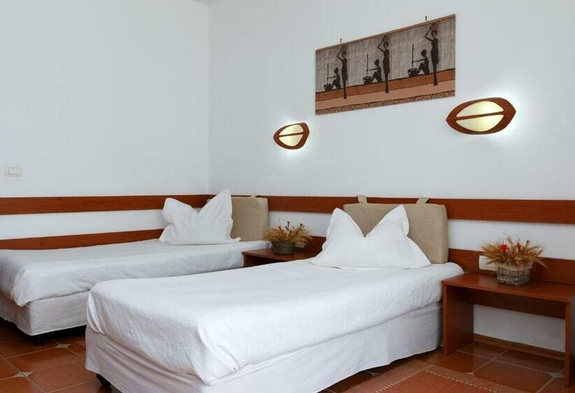 اتاق استاندارد با بالکن, 2d Resort And Spa