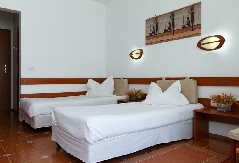 اتاق استاندارد با بالکن, 2d Resort And Spa