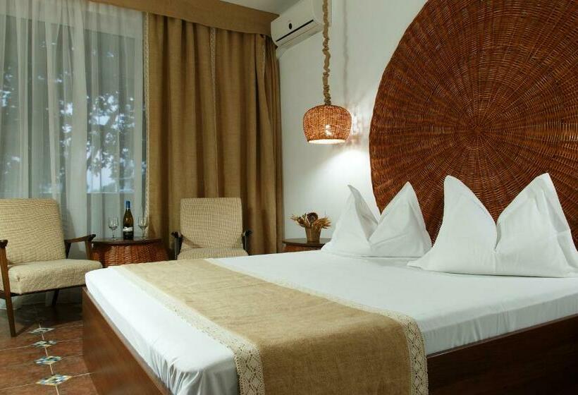 اتاق استاندارد با بالکن, 2d Resort And Spa