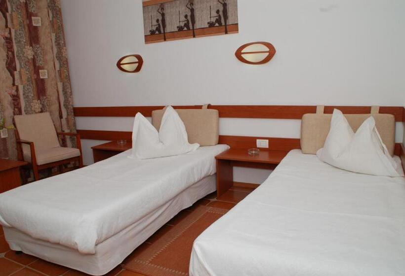 اتاق استاندارد در طبقه همکف, 2d Resort And Spa