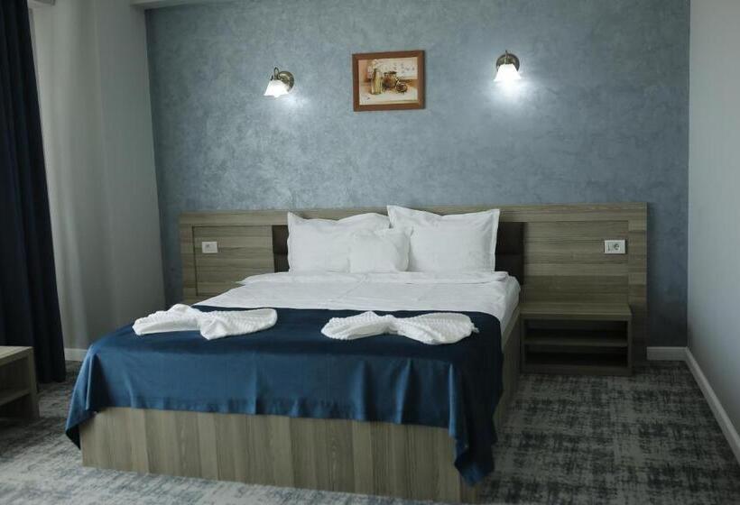 Standard Room with Balcony Side Sea View, Agapi Mamaia