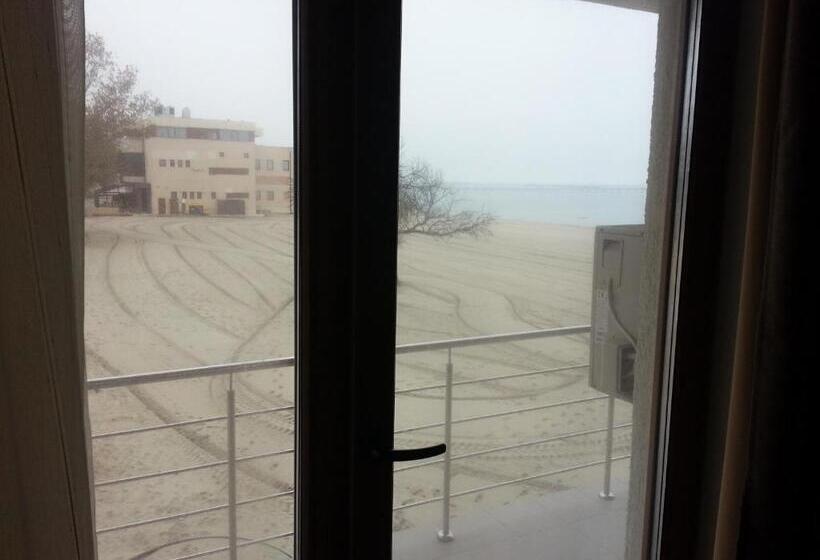 Standard Room with Balcony Side Sea View, Agapi Mamaia