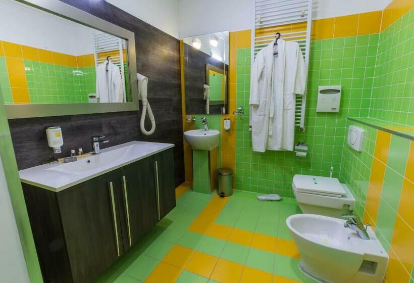 اتاق کلاسیک, Casa David