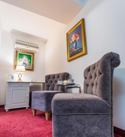 اتاق سوپریور, Casa David