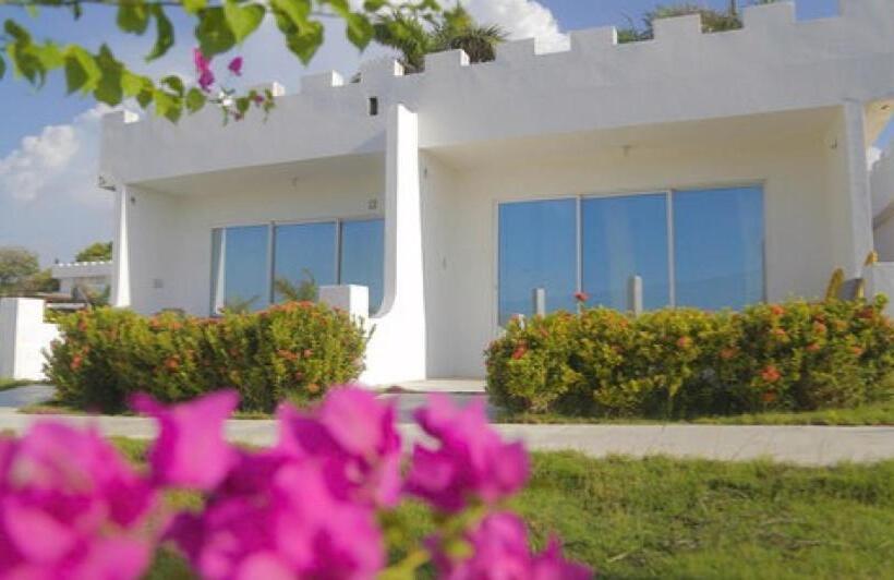اتاق استاندارد با چشم‌انداز دریا, Castillo Del Mar