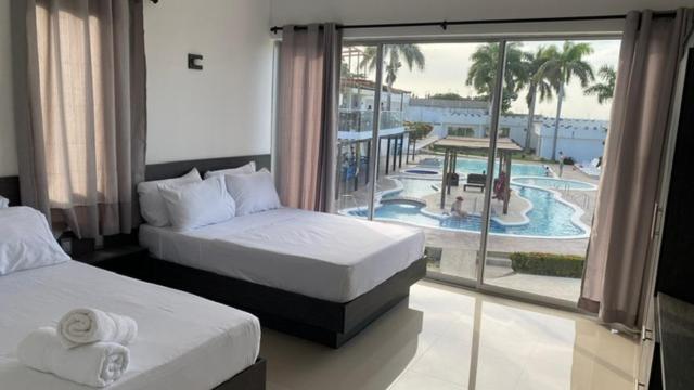 اتاق استاندارد با چشم‌انداز استخر, Castillo Del Mar