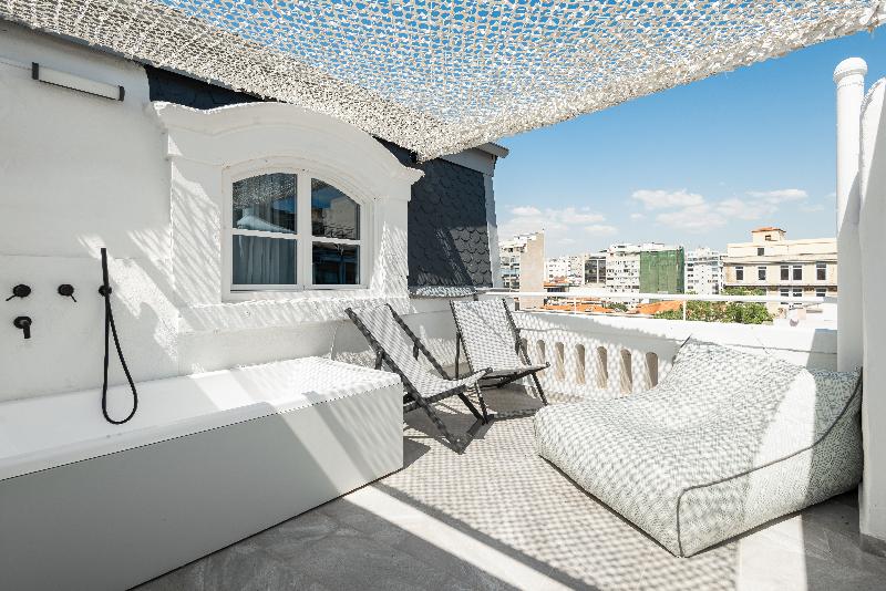 سوئیت با تخت بزرگ, Colors Urban Hotel Thessaloniki