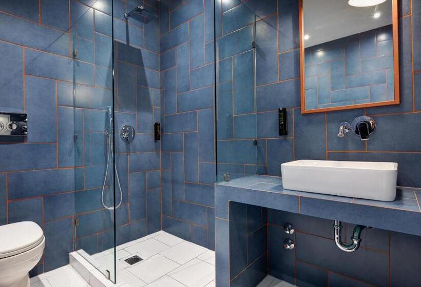 اتاق استاندارد با چشم‌انداز, Colors Urban Hotel Thessaloniki