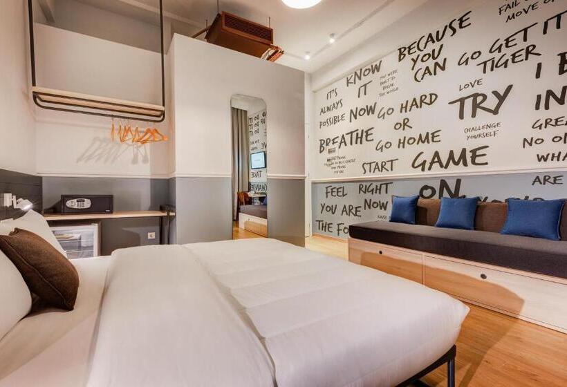 اتاق استاندارد با چشم‌انداز, Colors Urban Hotel Thessaloniki