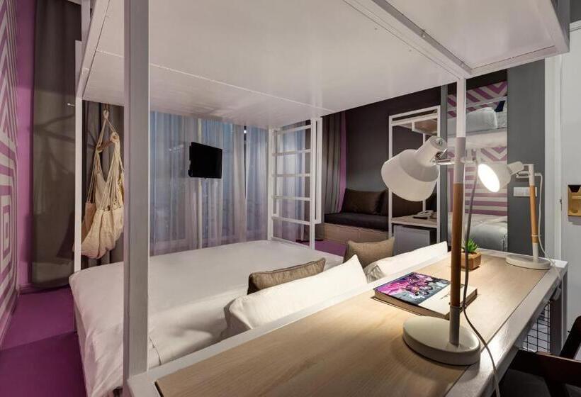 اتاق استاندارد, Colors Urban Hotel Thessaloniki
