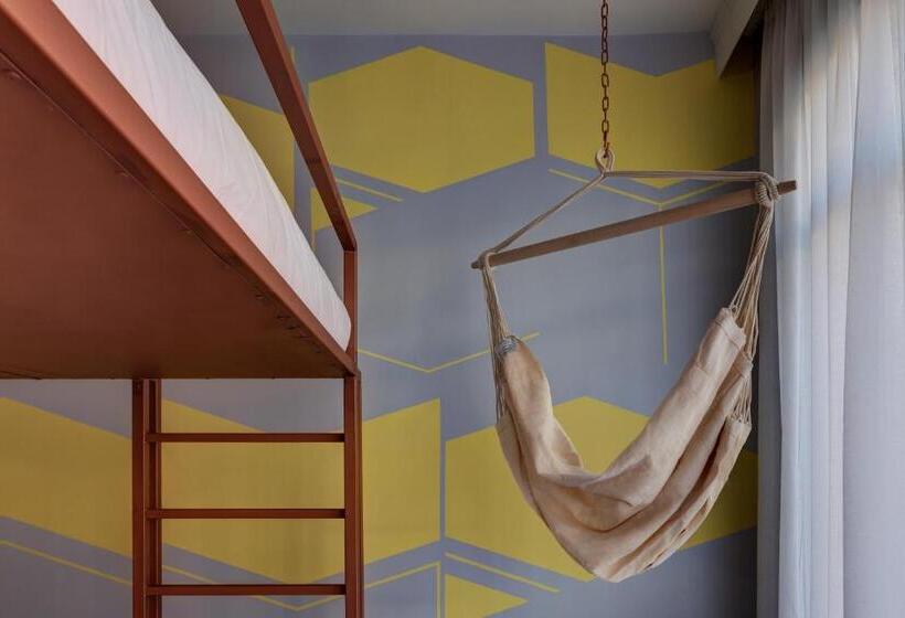 اتاق استاندارد, Colors Urban Hotel Thessaloniki