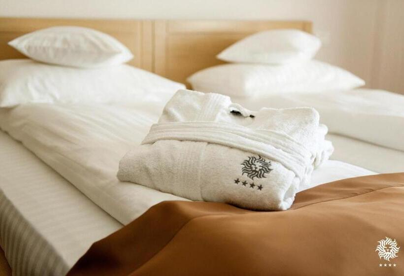 اتاق سوپریور, Leon & Spa