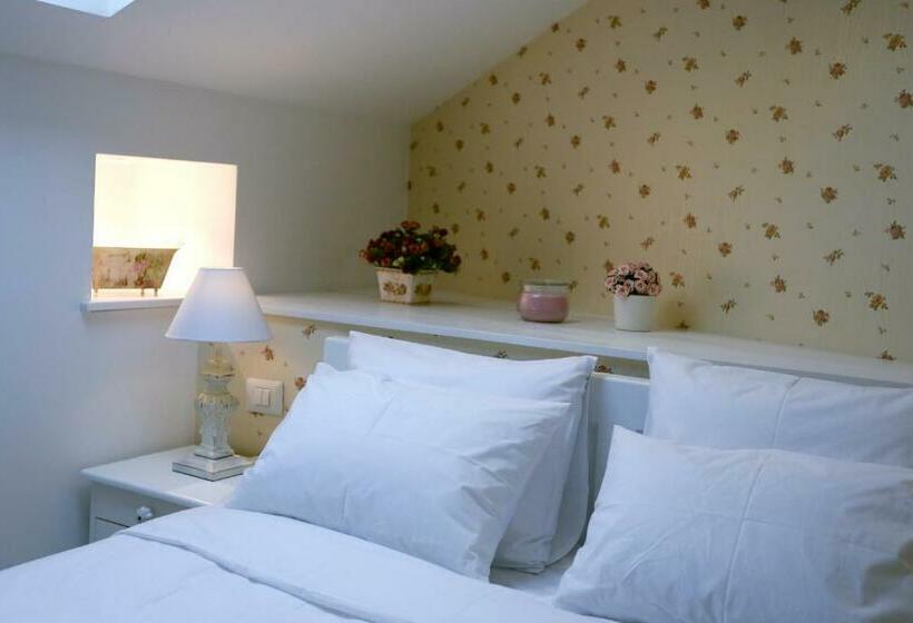 اتاق استاندارد, Les Jardins Carol