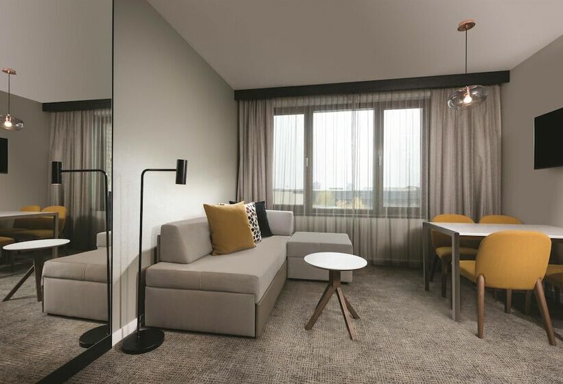 استودیوی استاندارد, Adina Apartment Hotel Frankfurt Westend