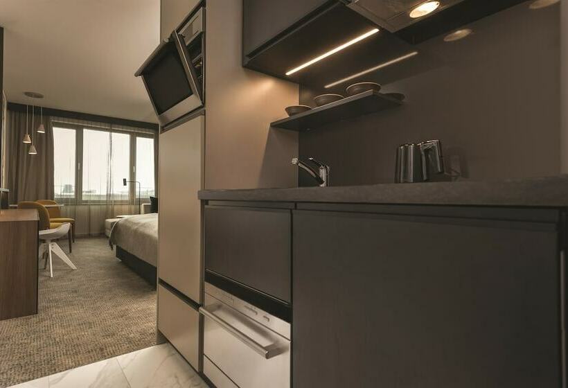 استودیوی استاندارد, Adina Apartment Hotel Frankfurt Westend
