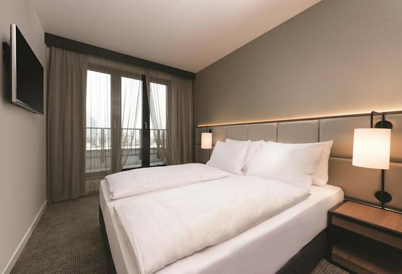 آپارتمان 1 خوابه پریمیوم با بالکن, Adina Apartment Hotel Frankfurt Westend