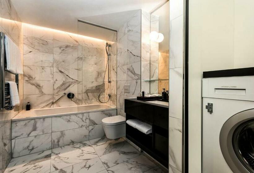 اتاق خانوادگی, Adina Apartment Hotel Frankfurt Westend