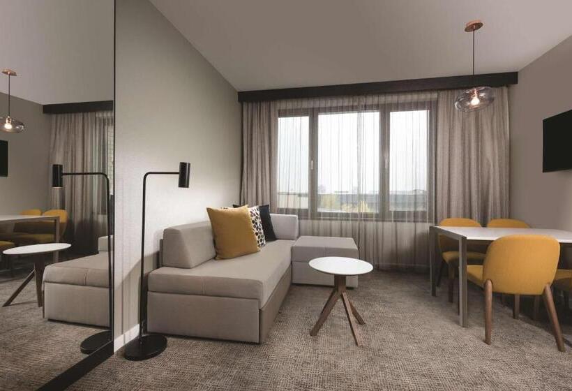 اتاق خانوادگی, Adina Apartment Hotel Frankfurt Westend