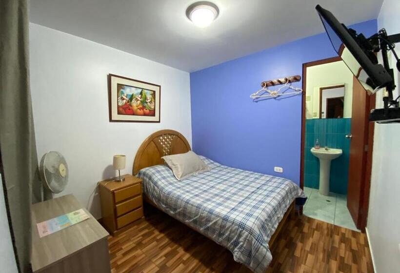 اتاق استاندارد, Atenas Backpacker Hospedaje
