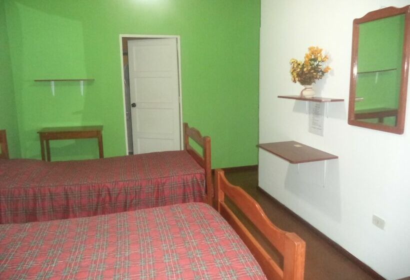 اتاق استاندارد, Hospedaje Familiar Gloria