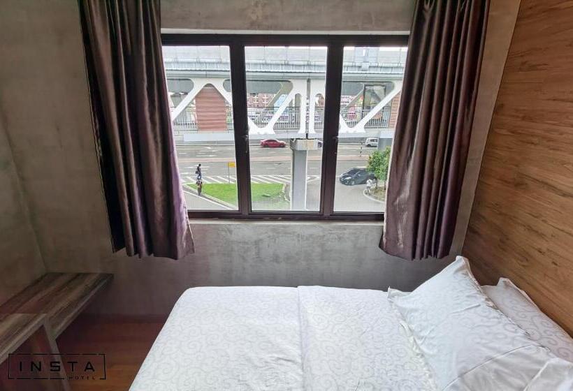 اتاق خانوادگی, Insta Hotel Jb