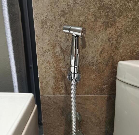 اتاق استاندارد سه نفره, Insta Hotel Jb