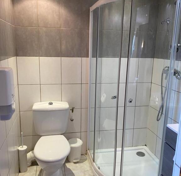 اتاق راحتی, Logis Hôtel La Chaumière