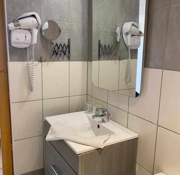 اتاق راحتی, Logis Hôtel La Chaumière