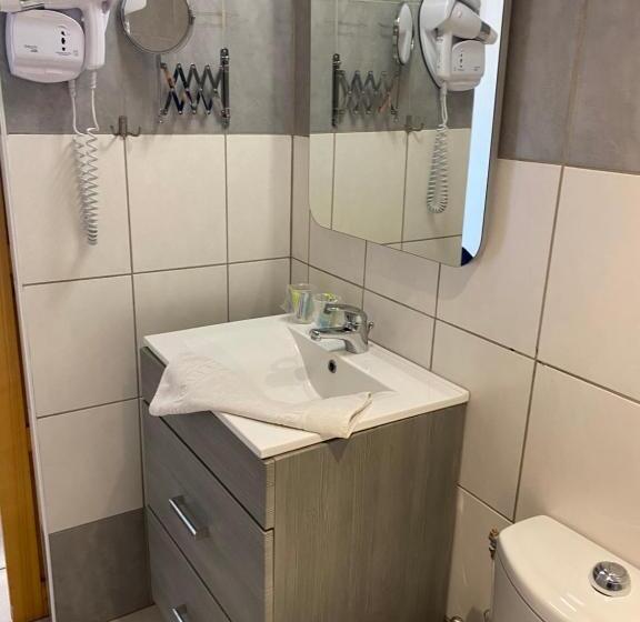 اتاق راحتی, Logis Hôtel La Chaumière