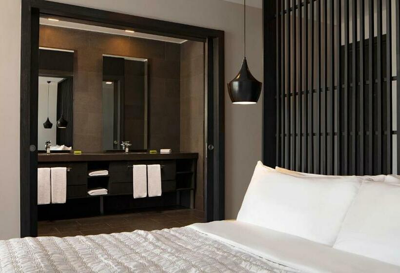 Suite Cama King, Le Méridien Bodrum Beach Resort