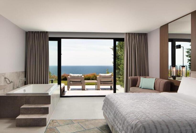 Junior Suite Cama King, Le Méridien Bodrum Beach Resort