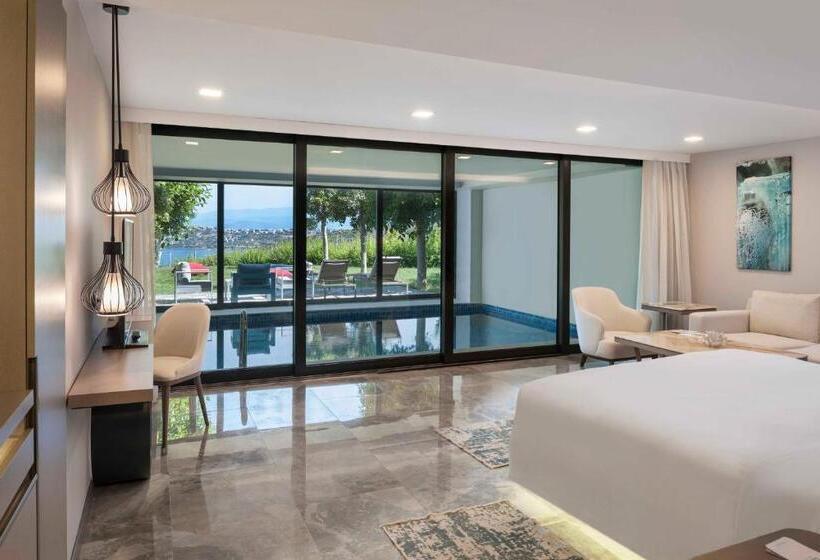 Suite Cama King, Le Méridien Bodrum Beach Resort