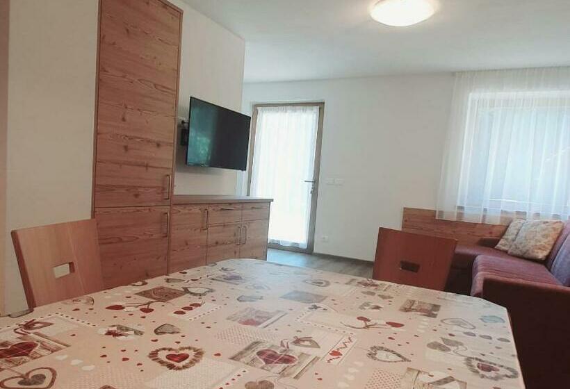 آپارتمان 2 خوابه, Residence Majarai