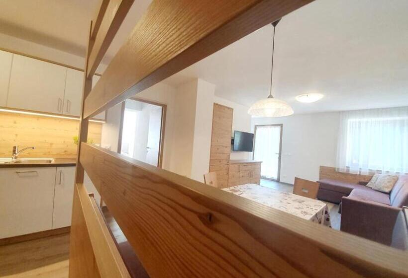 آپارتمان 2 خوابه, Residence Majarai