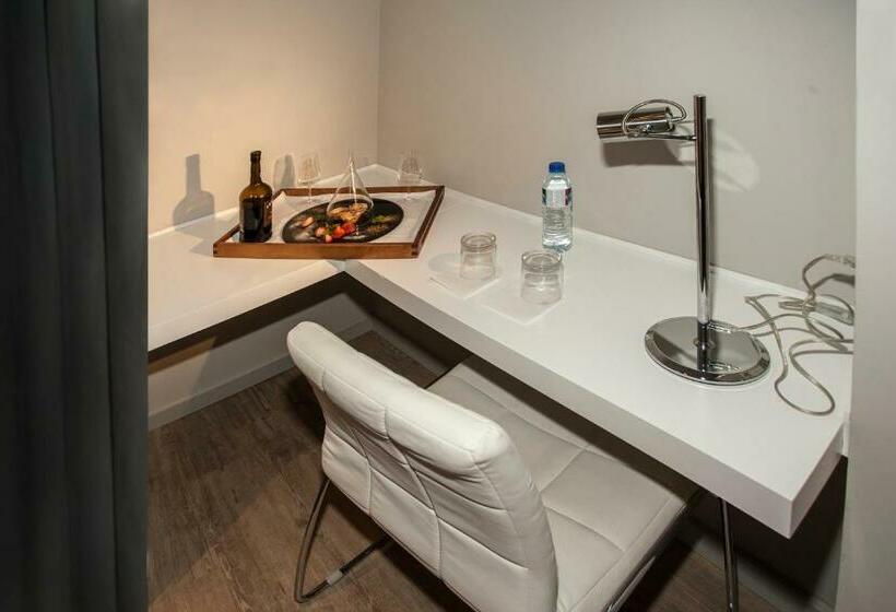 Standard Single Room, Star Inn Lisbon Airport