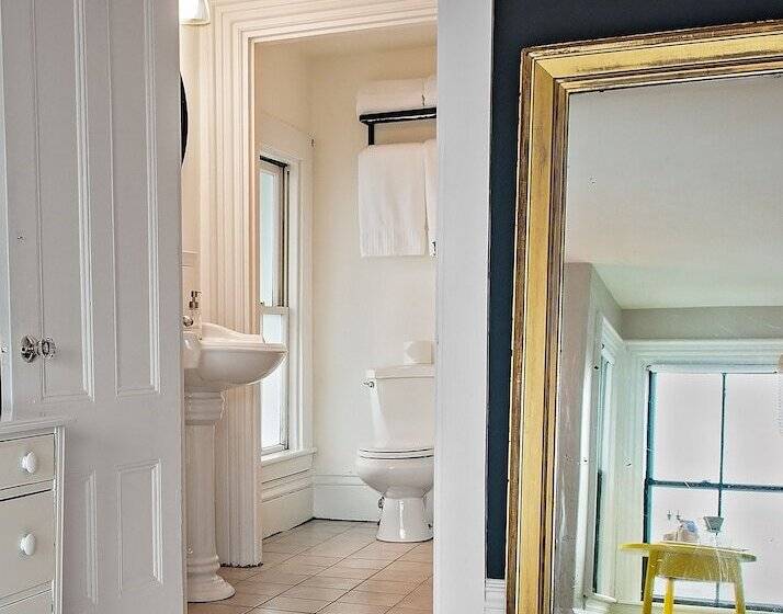Junior Suite Deluxe, The Waterford Inn