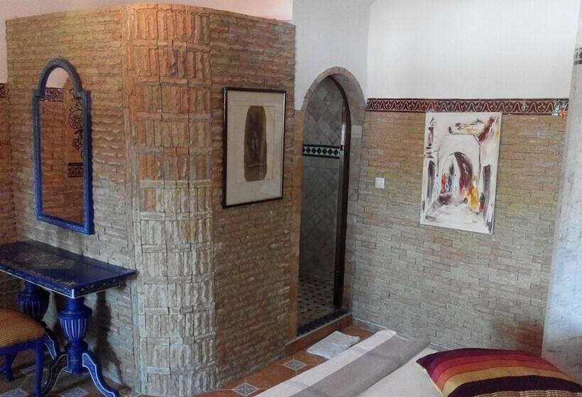 اتاق لوکس, Pasta Plaza