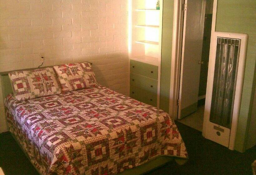 Standardrum, Ranch Motel