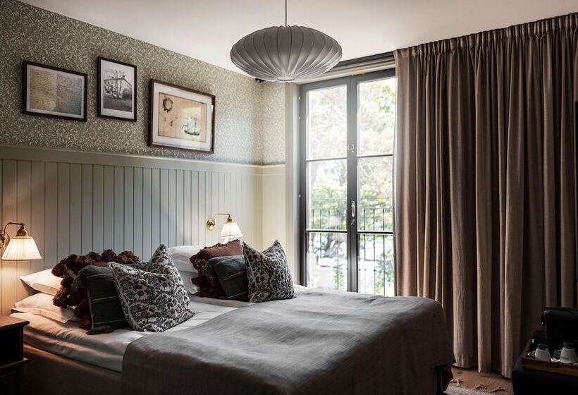 اتاق لوکس با چشم‌انداز دریا, Smådalarö Gård Hotell & Spa